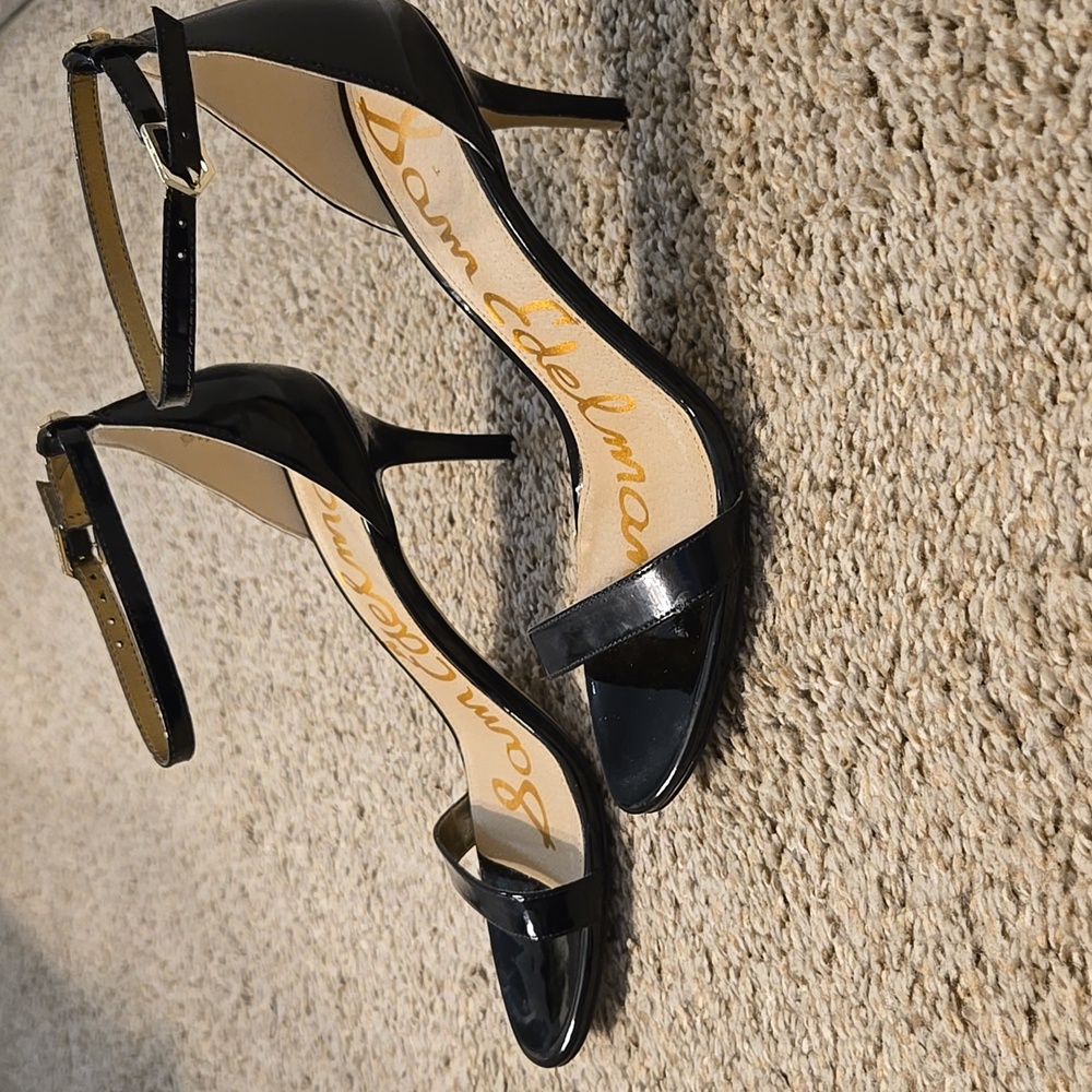 Sam Edelman size 9 black strappy heels